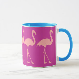 Tasse de café rose de corail de conception