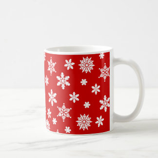 Tasse de café rouge de flocons de neige