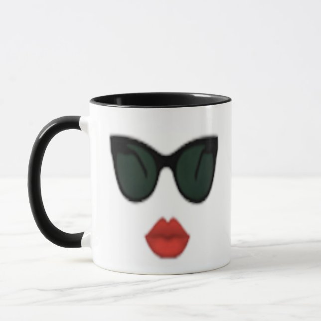 Tasse de café rouge de patron de lèvre de fille de (Gauche)