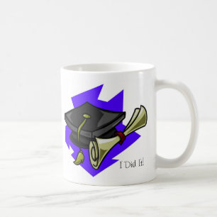 Tasse de casquette et de diplôme