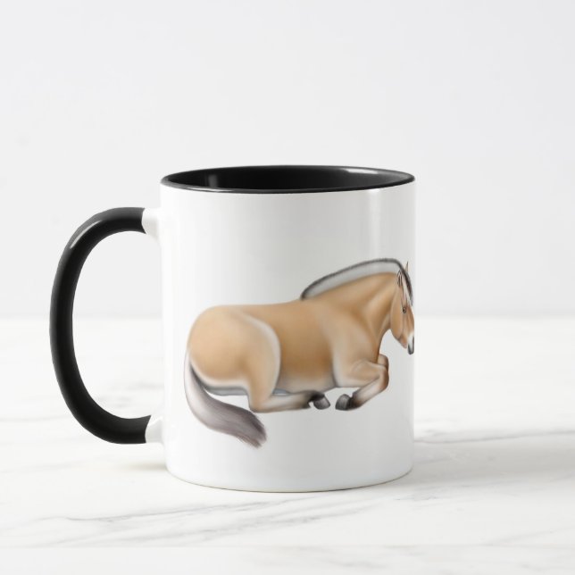 Tasse de chevaux de fjord au repos (Gauche)