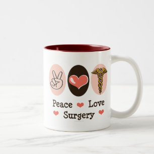 Tasse de chirurgien de chirurgie d'amour de paix