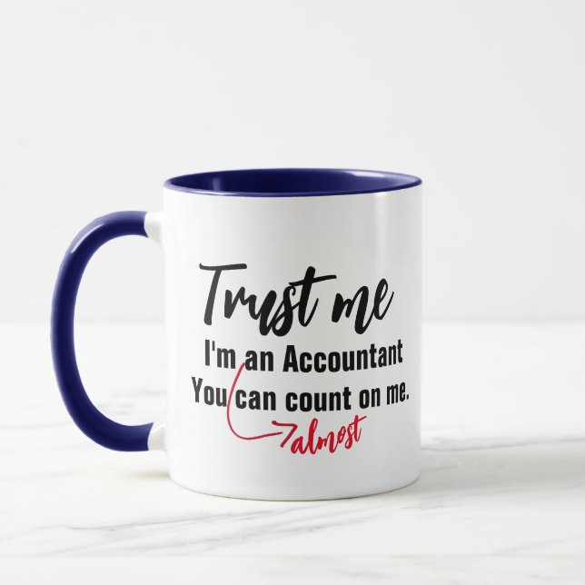 Tasse de comptable presque - Mème personnalisé (Gauche)