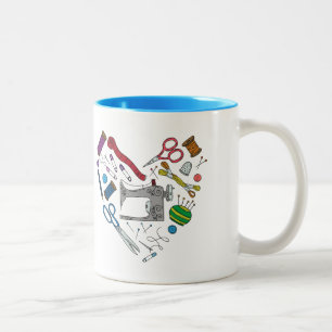 Tasse de couture de coeur d'outils