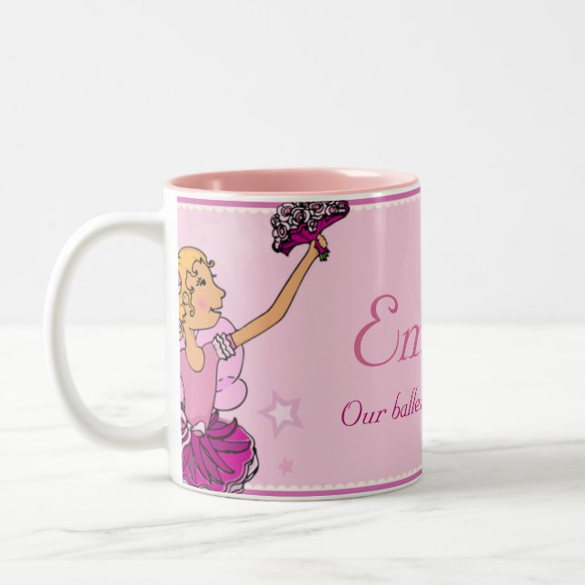 Tasse de fille de cheveux roses et blonds de (Gauche)