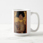 Tasse de Gustav Klimt Judith<br><div class="desc">Tasse de Gustav Klimt Judith. Peinture à l'huile sur la toile à partir de 1901. Belle description de Gustav Klimt de l'histoire biblique de Judith et de Holofernes. Grand pour des fans de symbolisme autrichien,  de Klimt et de beaux-arts.</div>