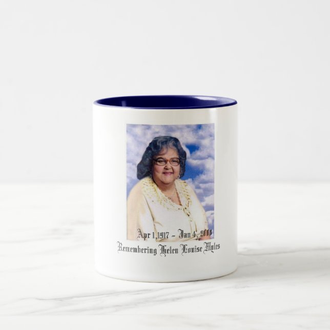 Tasse de Hélène Louise Myles (Centre)