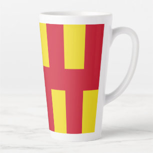 Tasse de latte avec drapeau de Northumberland