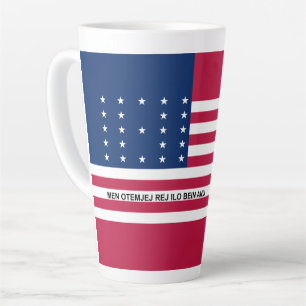Tasse de latte du drapeau de l'atoll de Bikini pat