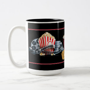 Tasse de maïs éclaté de soirée cinéma