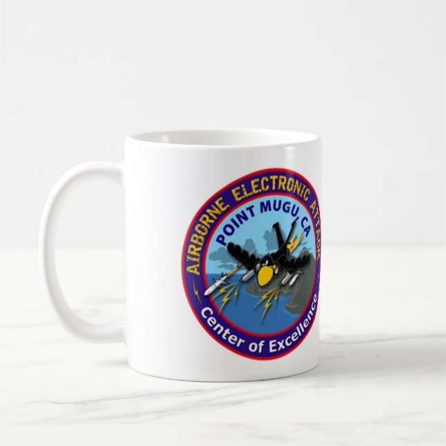 Tasse de militaire de carrière d'AEA (Gauche)