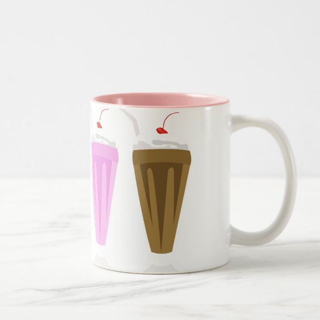 Tasse de milkshake - chocolat et paille (Droit)