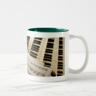 Tasse de musique d'orgue de tuyau