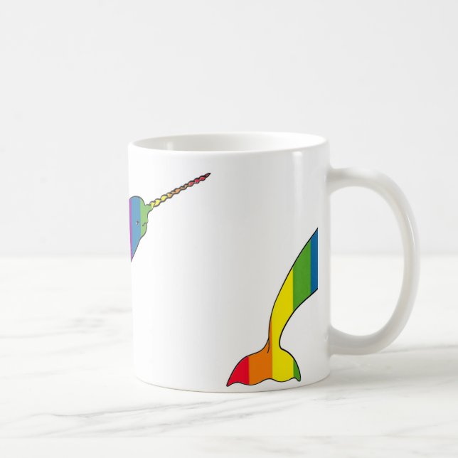 Tasse de Narwhal d'arc-en-ciel (Droite)