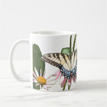 Tasse de papillon et de bourdon