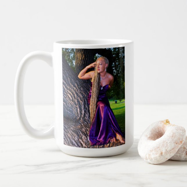 Tasse de Rachel avec la robe pourpre (Avec donut)