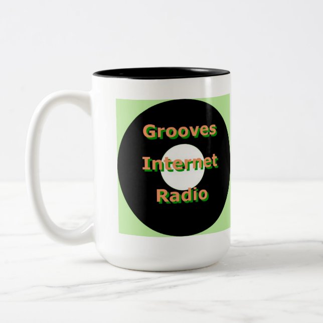 Tasse de radio d'Internet de cannelures (Gauche)