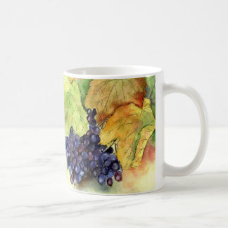 Tasse de raisins de chute
