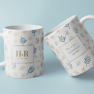 Tasse de remerciement de mariage à monogramme fleu