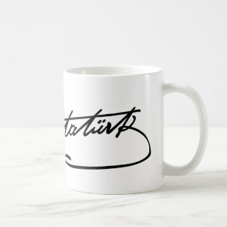 Tasse de signe d'Ataturk