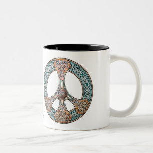 Tasse de signe de paix de Knotwork