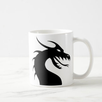 Tasse de silhouette de dragon