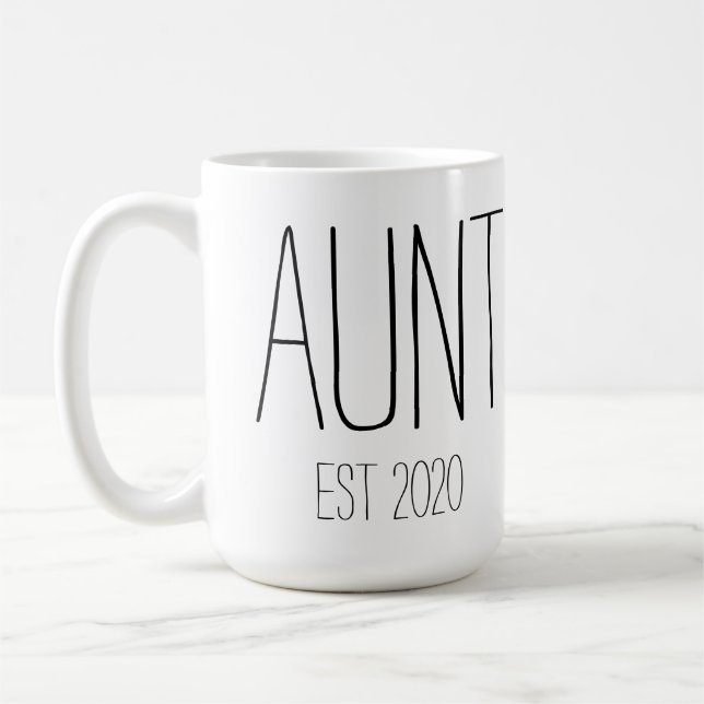 Tasse de tante avec l'est (Gauche)