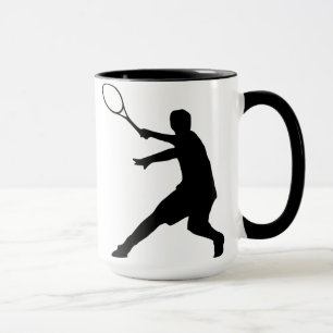 Tasse de tennis avec la silhouette d'un joueur