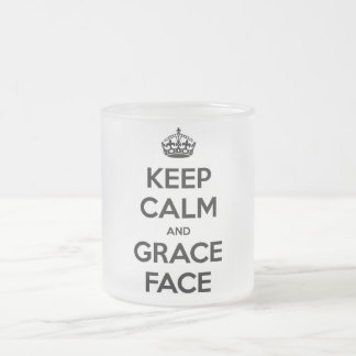 Tasse de visage de grâce