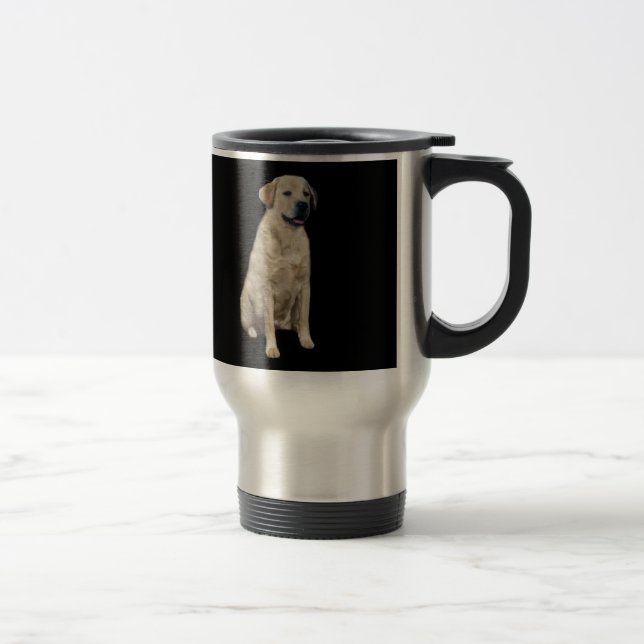 Tasse de voyage de labrador retriever (Droit)