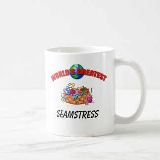 Tasse des mondes d'ouvrière couturière la plus