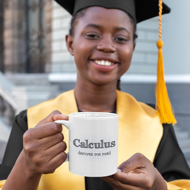 Tasse d'étudiant « Le calcul me rend fou » (Créateur téléchargé)