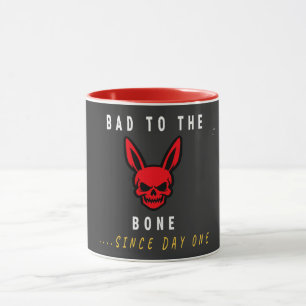 Tasse deux tons crâne de chien Edgy Y2K Bad To The