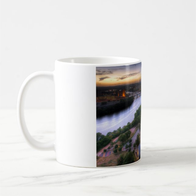 Tasse d'horizon d'Austin (Gauche)