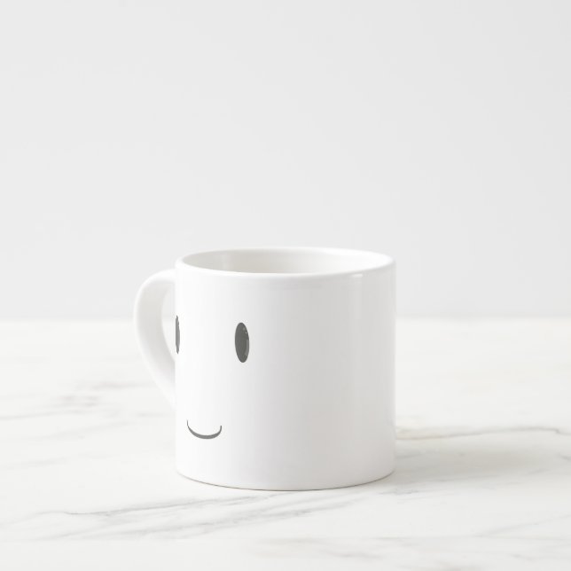 Tasse double-faite face de sourire heureuse (Devant gauche)