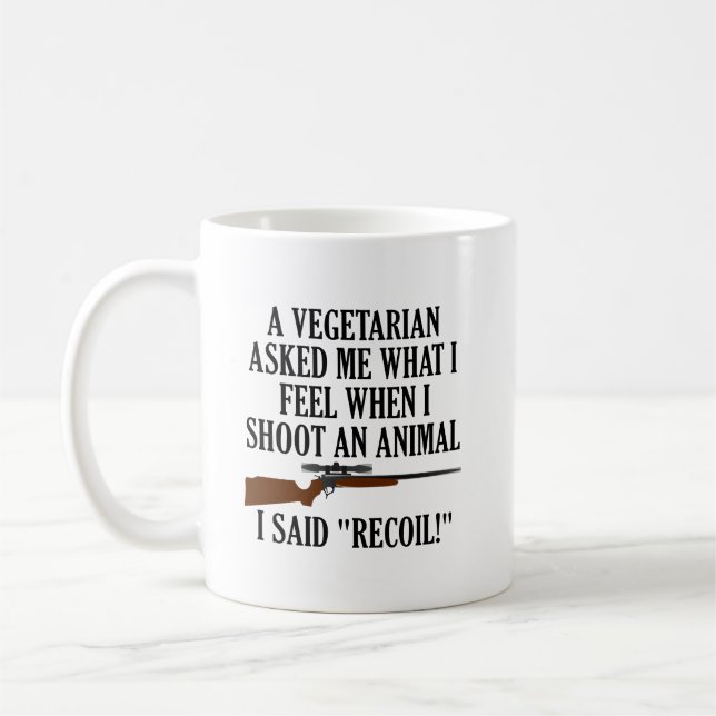 Tasse drôle de chasse à la sensation de recul (Gauche)