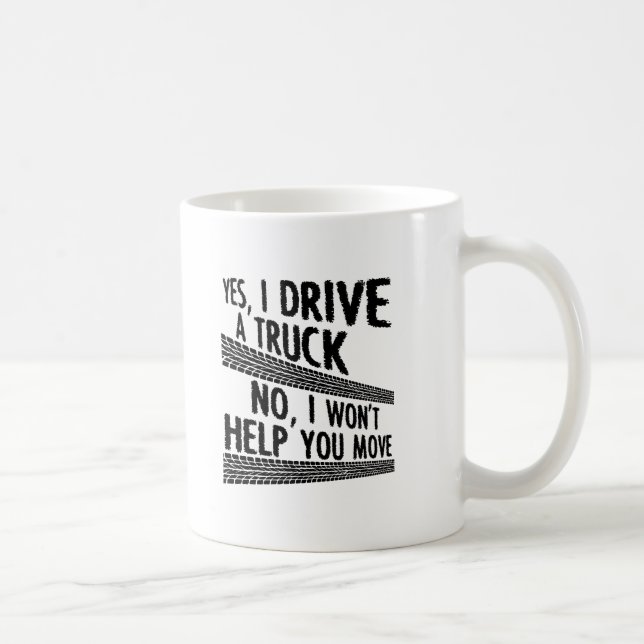 Tasse drôle de conduite d'un camion (Droite)