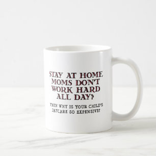 Tasse drôle de garde d'enfants coûteuse