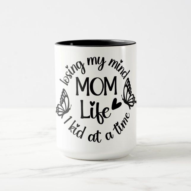 Tasse drôle de la vie de MAMAN avec design papillo (Centre)