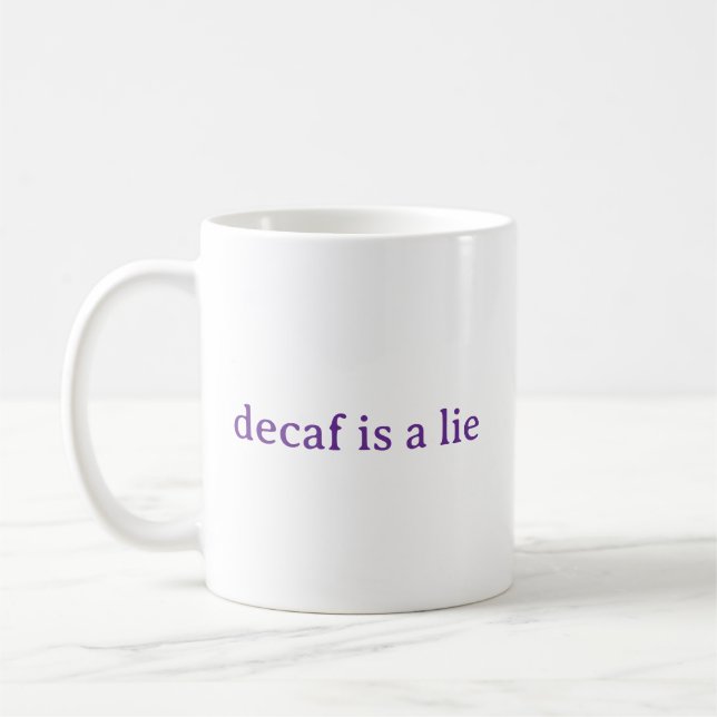 Tasse drôle de l'amant de café disant Décap est un (Gauche)