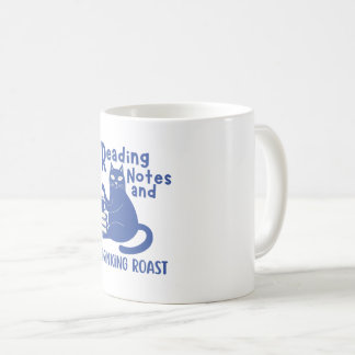 Tasse drôle de notes de lecture et de roast