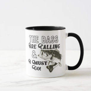 Tasse drôle de pêcheur de basse de large ouvertu