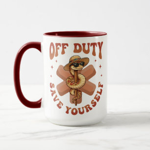 Tasse drôle pour infirmière hors service et médica
