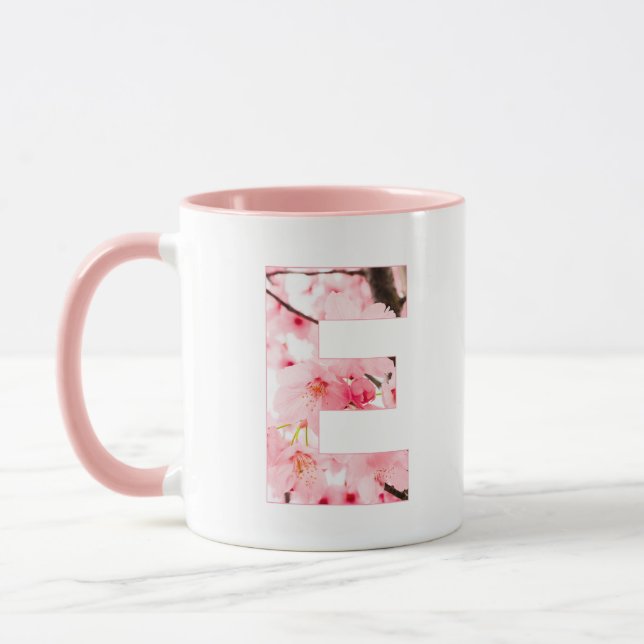 Tasse E initiale florale | Nom et traits personnal (Gauche)