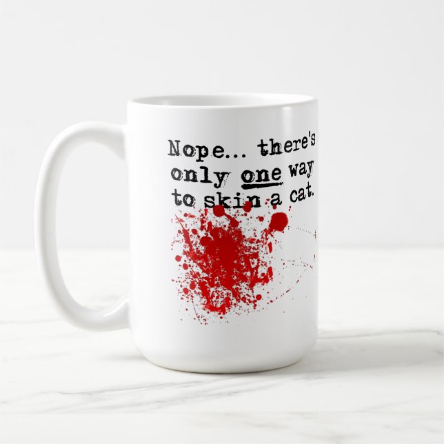 Tasse Écorcher Un Chat Drôle Sanglant (Gauche)