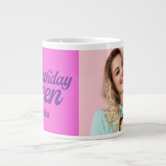 Tasse élégante de la Reine d'anniversaire