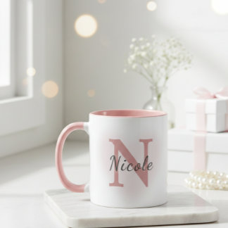 Tasse élégante rose poudrée personnalisée avec nom