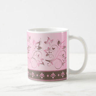 Tasse en céramique florale de rose et de brun
