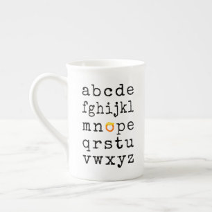 Tasse En Porcelaine Alphabet anti-Trump - Nope V