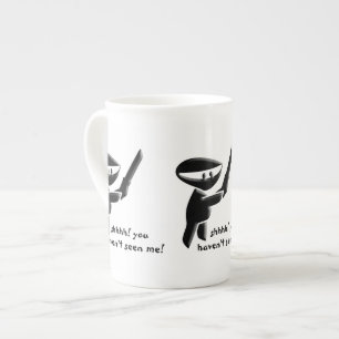 Tasse En Porcelaine Assassin noir silencieux de ninja, armé et